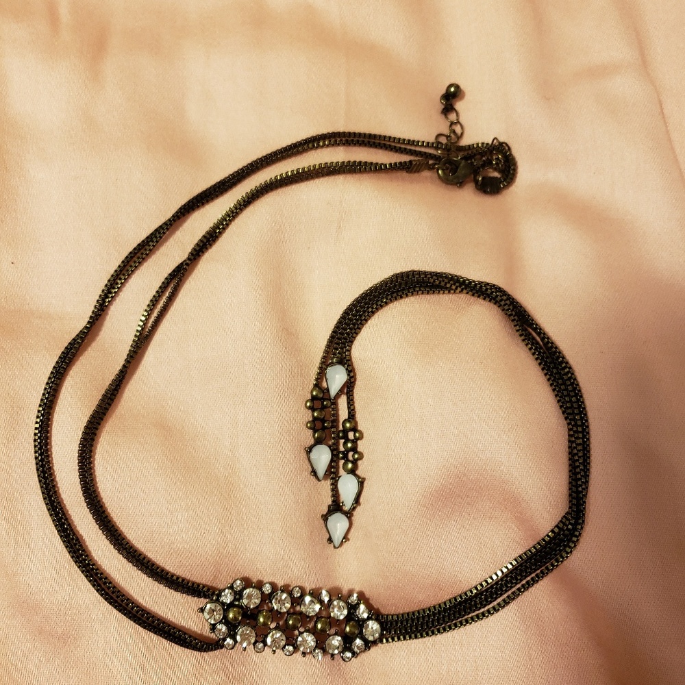 NWOT Womens Long Necklace